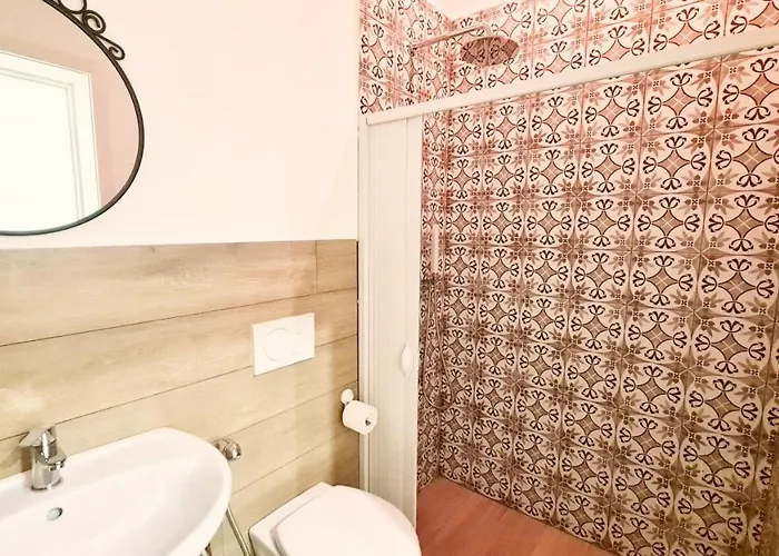 לינה וארוחת בוקר Sublime בארי